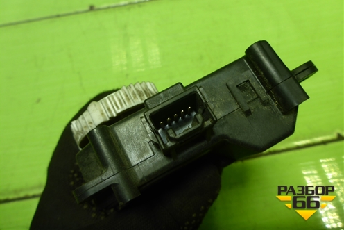 Моторчик заслонки отопителя (0638000172) для Toyota Camry V40 с 2006-2011г (Камри)