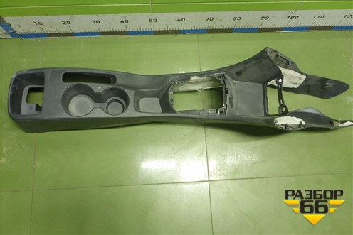 Консоль (846121R000) для Hyundai Solaris с 2010-2016г (Солярис)