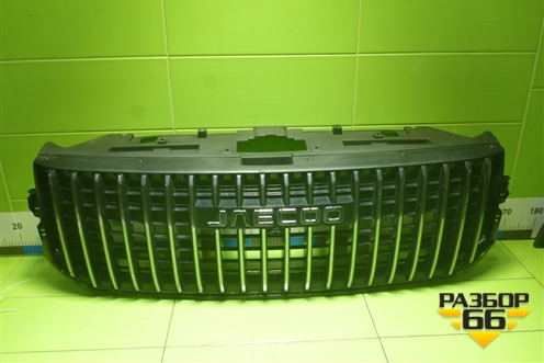 Решетка радиатора (под камеру) (602003767AA) для Jaecoo J7 с 2023-2026г (Джей7)