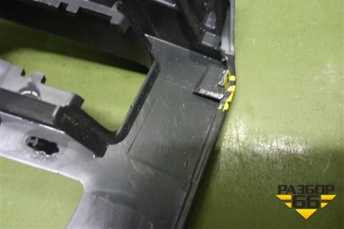 Накладка на торпедо  (5305955C6203) для Dongfeng DFH4180