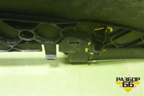Воздуховод радиатора нижний (511322677510) для BMW X5 G05 с 2018г (Х5 Г05)