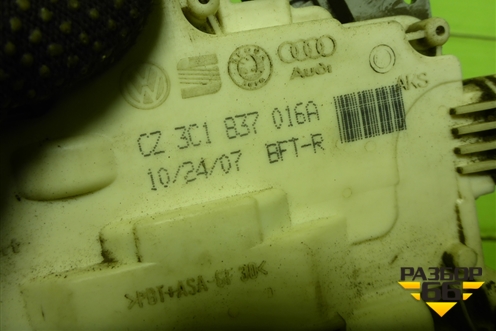 Замок двери передней правой (3C1837016A) для Volkswagen Passat (B6) с 2005-2010г (Пассат Б6)