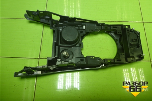 Консоль (8011A814ZZ) для Mitsubishi ASX с 2010г (АСХ)