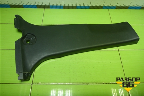 Обшивка стойки центральная нижняя правая (6241342060) для Toyota Rav-4 с 2012-2019г (Рав 4)