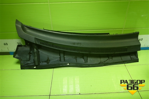 Решетка стеклоочистителей правая (5570812330) для Toyota Corolla (E15) с 2006-2013г (Королла 150)