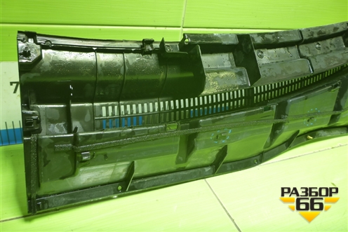 Решетка стеклоочистителей правая (5570812330) для Toyota Corolla (E15) с 2006-2013г (Королла 150)