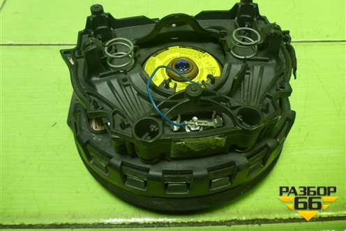 Подушка безопасности в рулевое колесо для Volkswagen Passat (B6) с 2005-2010г (Пассат Б6)