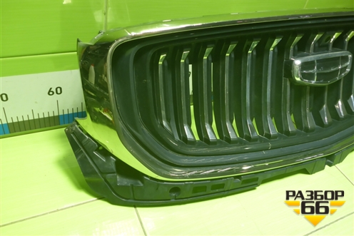 Решетка радиатора (под камеру) (8889607258) для Geely Monjaro с 2021г (Монджаро)