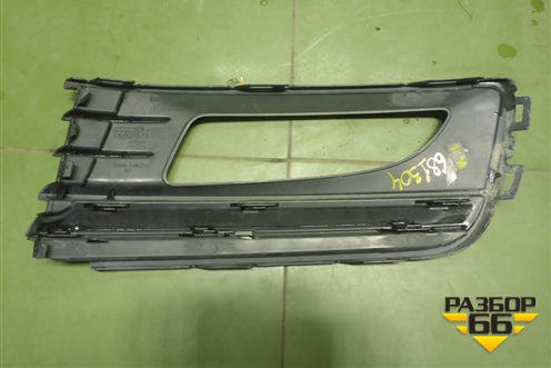 Накладка ПТФ правая (после 2015г) (6RU853666F) для Volkswagen Polo (седан) с 2010г (Поло)
