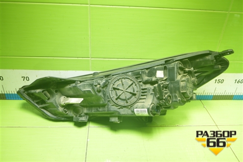 Фара правая (до 2018г) (92102D7200) для Hyundai Tucson с 2015-2022г (Туксон)