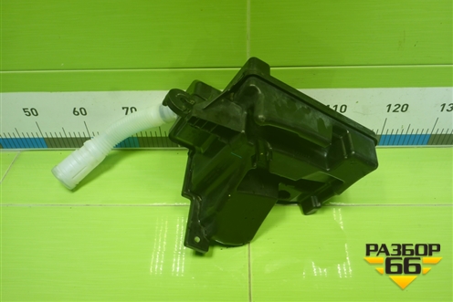 Бачок омывателя лобового стекла (6R0955453H) для Skoda Rapid с 2013г (Рапид)