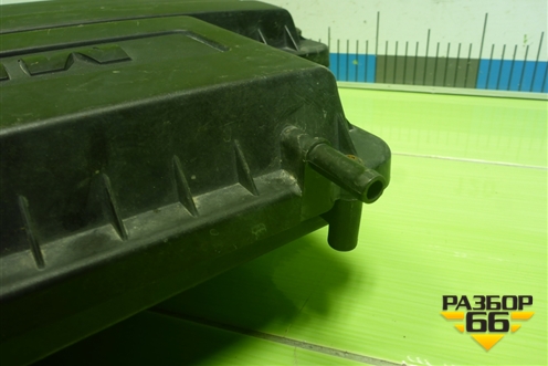 Корпус воздушного фильтра (04E129607A) для Volkswagen Polo (седан) с 2010г (Поло)