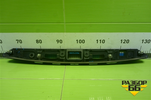 Накладка крышки багажника (7680133660) для Toyota Camry XV70 с 2017-2026г (Камри)