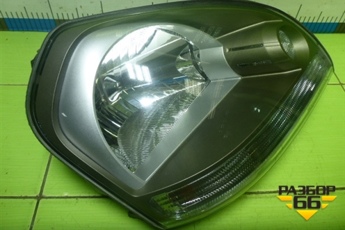Фара правая (дубликат) (083211131R) для Hyundai Tucson с 2004-2010г (Туксон)