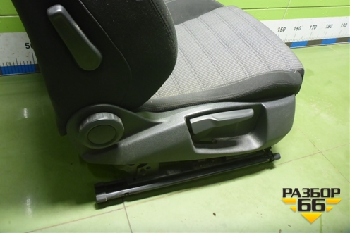 Сиденья комплект (AIR BAG подогрев электро регулировка) для Volkswagen Passat-CC с 2008г (Пассат ЦЦ)