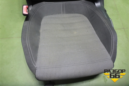Сиденья комплект (AIR BAG подогрев электро регулировка) для Volkswagen Passat-CC с 2008г (Пассат ЦЦ)