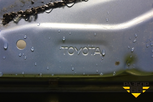 Дверь передняя правая для Toyota Corolla (E12) с 2001-2007г (Королла 120)