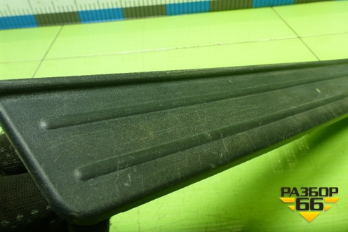 Накладка порога внутренняя переднего левого (в проём) (858782E000) для Hyundai Tucson с 2004-2010г (Туксон)