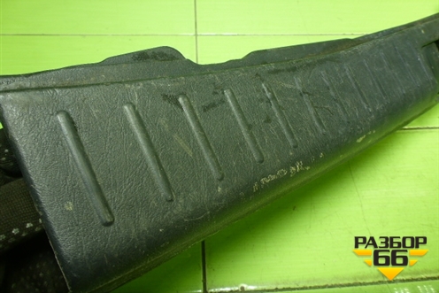 Обшивка багажника на заднюю панель (857712E000) для Hyundai Tucson с 2004-2010г (Туксон)