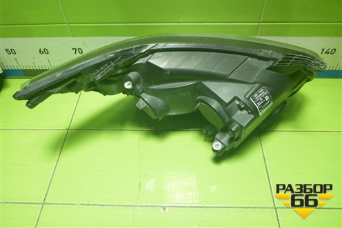 Фара левая (галоген) (GK3113W030BB) для Ford Transit с 2014г (Транзит)