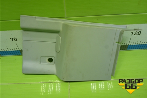 Накладка внутренняя (810W625710057) для Sitrak C7H (С7Н)
