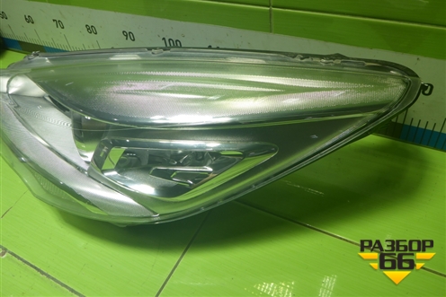 Фара левая (ксенон с блоками и лампой) (CV4413D155AH) для Ford Kuga с 2012г (Куга 2)
