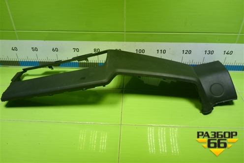 Накладка на торпедо  (812W61470032) для Sitrak C7H (С7Н)
