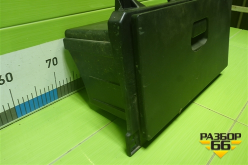 Бардачок  (812W637450040) для Sitrak C7H (С7Н)