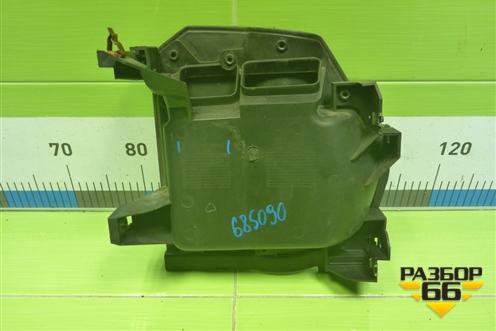 Накладка на торпедо  правая (812W617016235) для Sitrak C7H (С7Н)