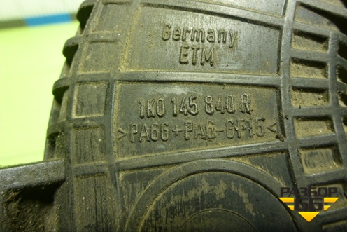 Патрубок интеркулера (1K0145840R) для Volkswagen Passat-CC с 2008г (Пассат ЦЦ)