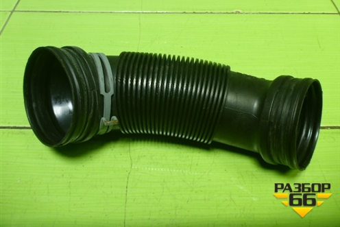 Патрубок воздушного фильтра (1K0129684L) для Volkswagen Passat-CC с 2008г (Пассат ЦЦ)