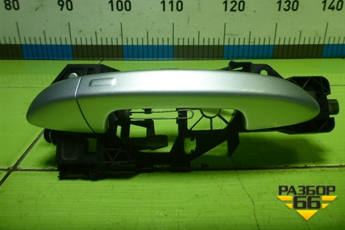 Ручка наружная двери передней левой (3С0837885) для Volkswagen Passat-CC с 2008г (Пассат ЦЦ)