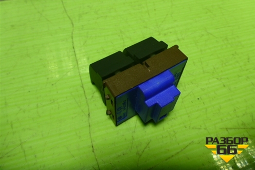 Кнопка открывания лючка бензобака и багажника (3C0959903B) для Volkswagen Passat-CC с 2008г (Пассат ЦЦ)