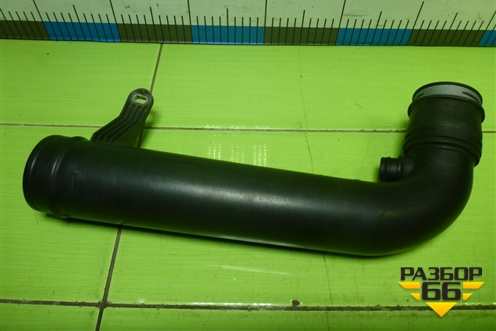 Патрубок воздушного фильтра (1K0129654) для Volkswagen Passat-CC с 2008г (Пассат ЦЦ)