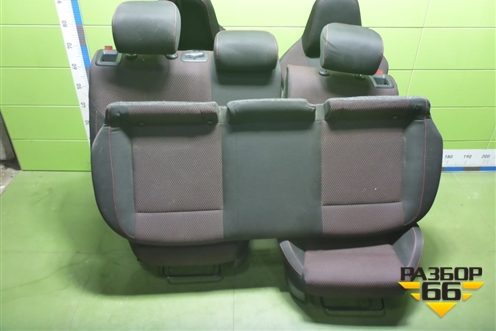 Сиденья комплект (без обогрева, без AIR BAG лифтбэк) для Skoda Rapid с 2013г (Рапид)