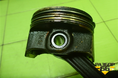 Поршень с шатуном (1.6л CFN) для Skoda Rapid с 2013г (Рапид)