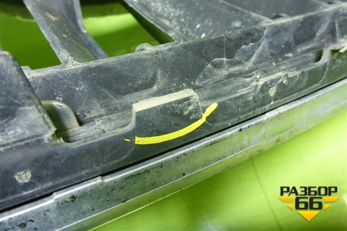 Решетка радиатора (5JA853668) для Skoda Rapid с 2013г (Рапид)