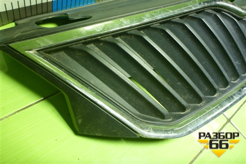 Решетка радиатора (5JA853668) для Skoda Rapid с 2013г (Рапид)