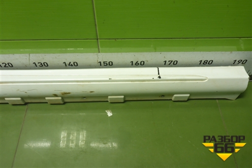 Накладка на порог наружная правая (609000959AA) для Kaiyi E5 с 2021г (Е5)