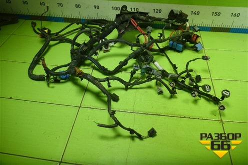 Проводка подкапотная (1.6л H4MD438) (240111913R) для Renault Logan II с 2012г (Логан)
