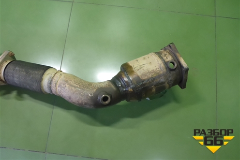 Приёмная труба глушителя (левая 4.5л M48) для Porsche Cayenne с 2003-2010г (Каен)